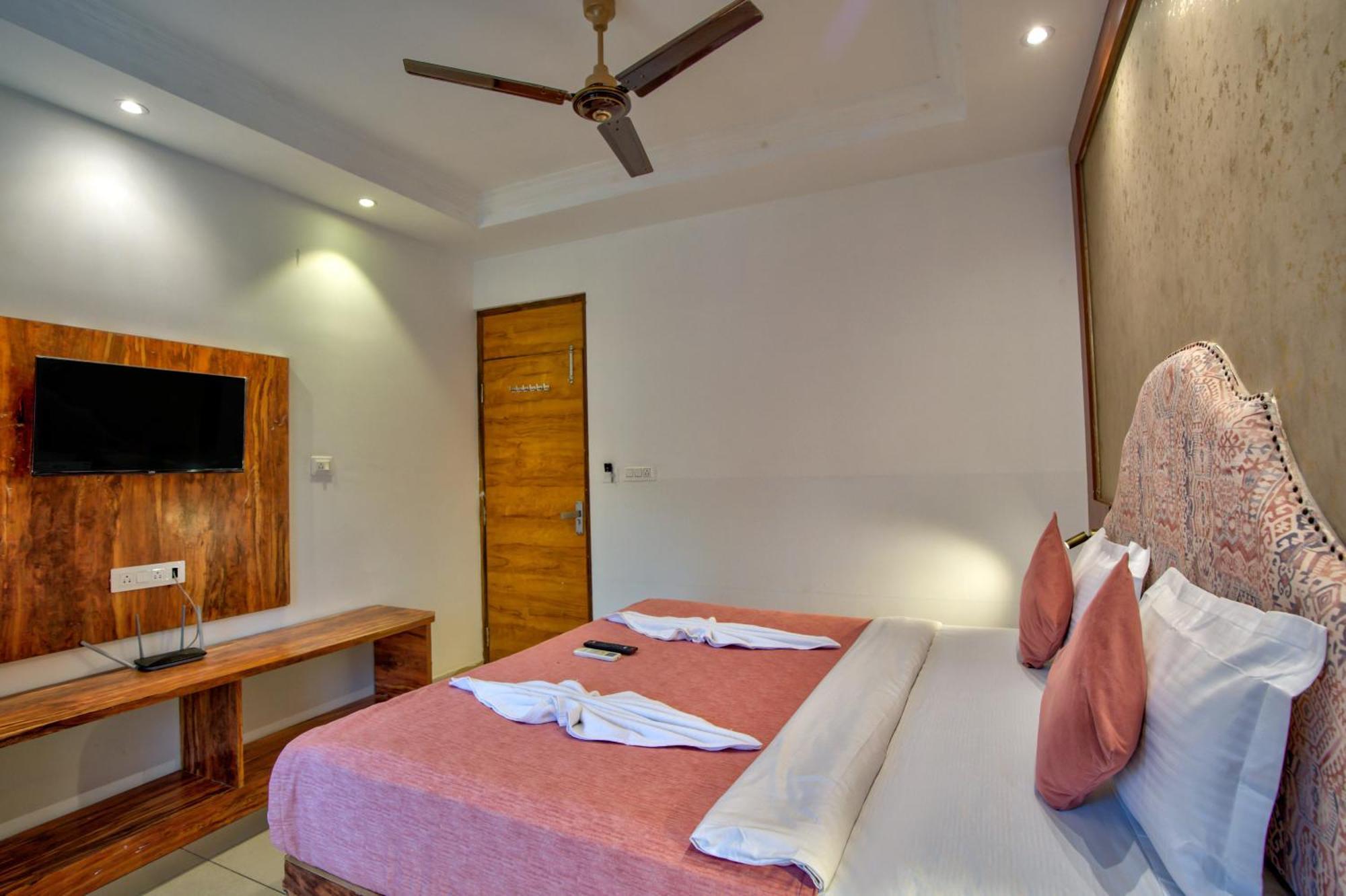 Hotel Sea Sapphire ,Calangute Εξωτερικό φωτογραφία